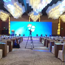 2018中國自營與衍生品峰會圓滿落幕，展現(xiàn)專業(yè)公關(guān)策劃新高度